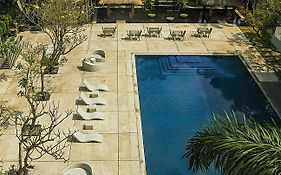 Grand Arjuna Hotel